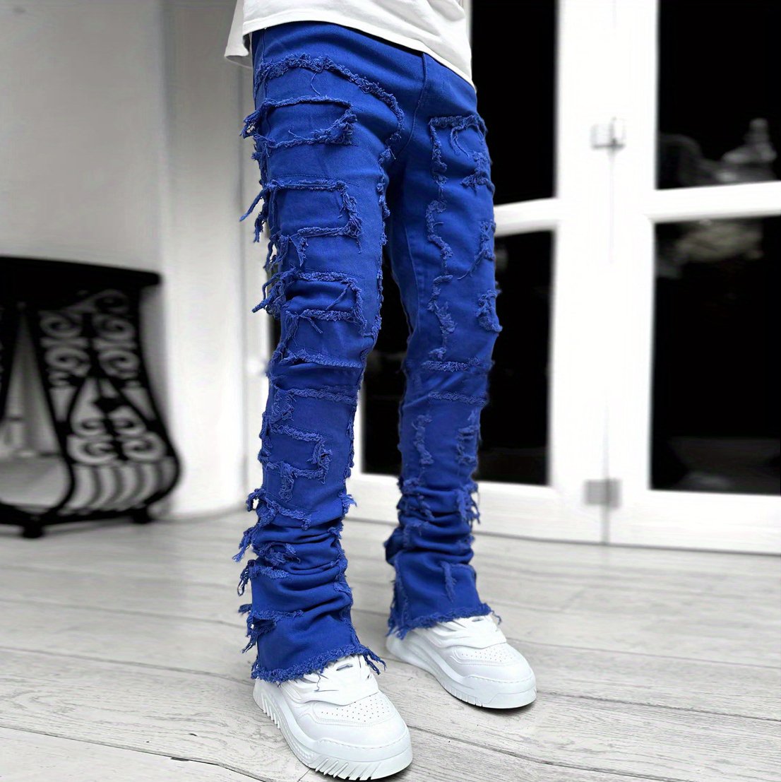 Distressed style stretch straight-leg jeans